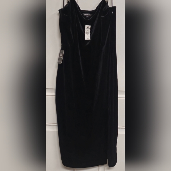 Women's Size Medium Express Little Black Dress. BNWT!! - Picture 7 of 16